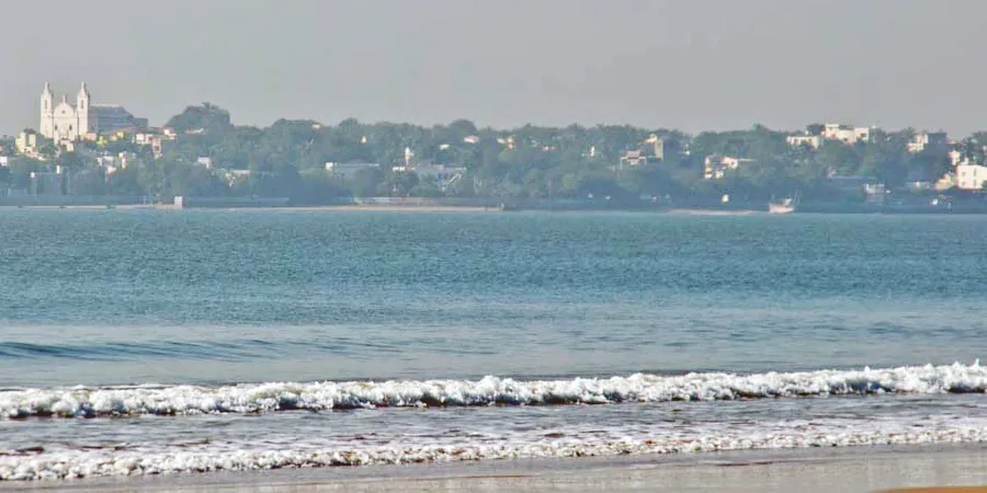 Gujarat Spiritual Tour: Dwarka, Somnath & Statue of Unity, 1707726255_376659-dwarka-somnath-tour-with-statue-of-unity-slider.webp